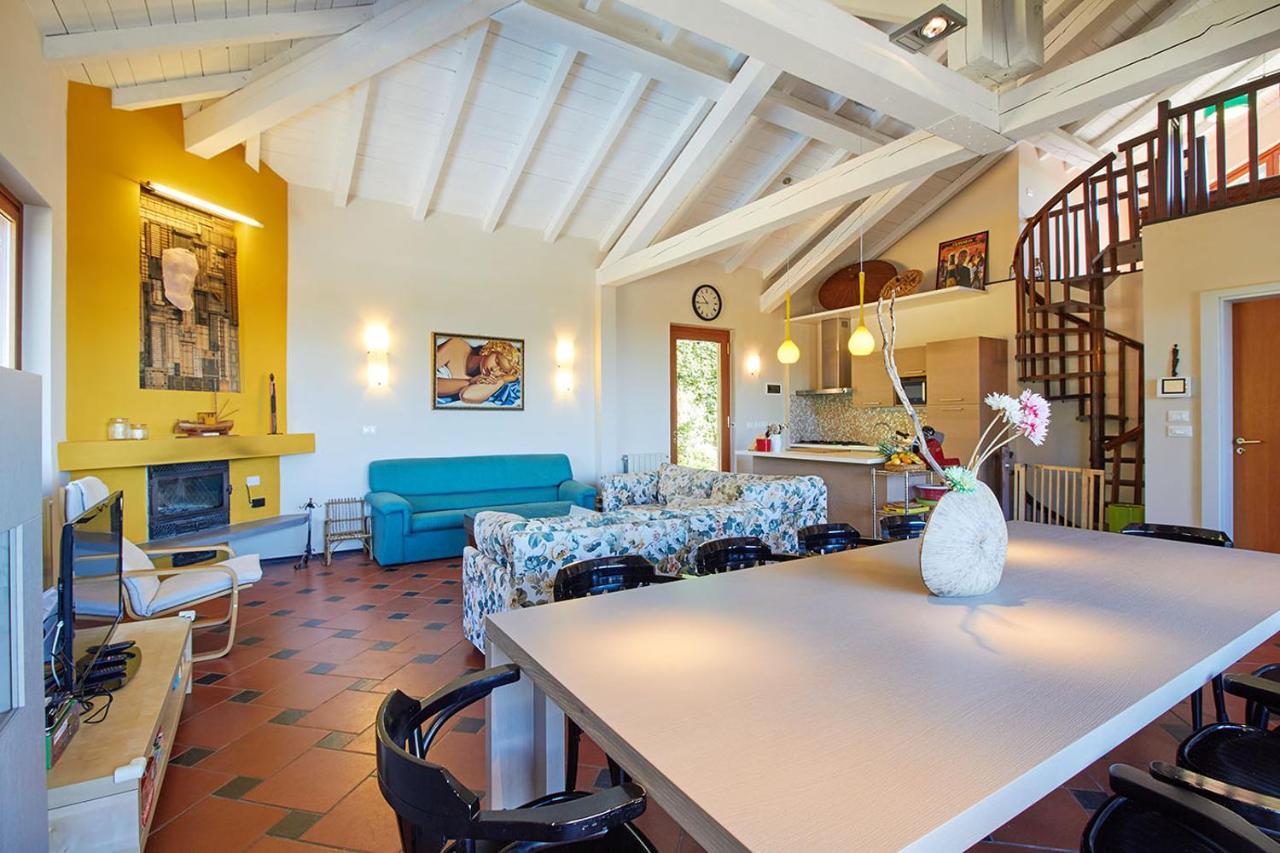 Villa Pina Magliolo Eksteriør billede